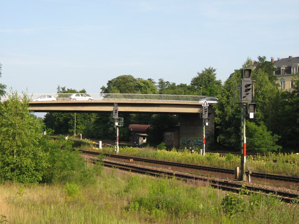 Eisenbahnbrücke by Radebergermanne