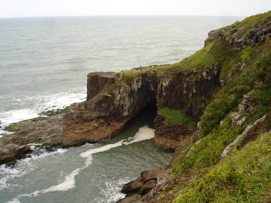 Estr. Parque da Guarita, Torres - RS, 95560-000, Brazil by Samuel Valandro