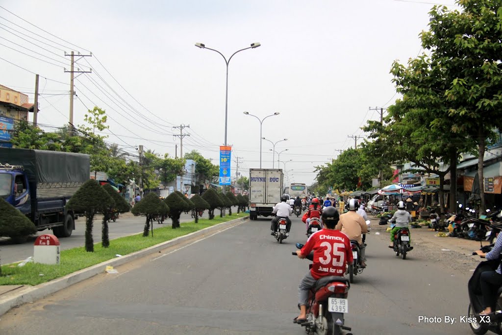 Trên đường phố Cần Thơ by Tuan CaNon