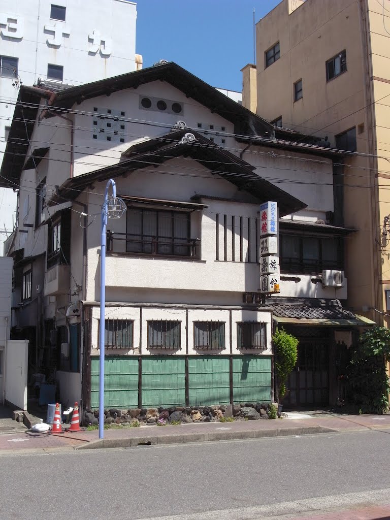 一宮市本町・旅館双葉園 by tetesan