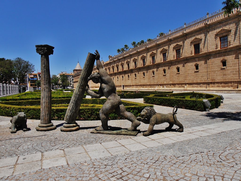 Hércules fundator, símbolo de Andalucía. Parlamento. by santoslm2