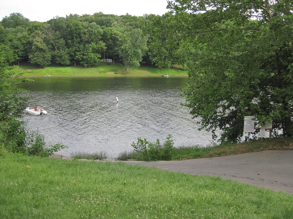 The river access ramp to the potomac at McCoy's ferry 2 by midatlanticriverrat