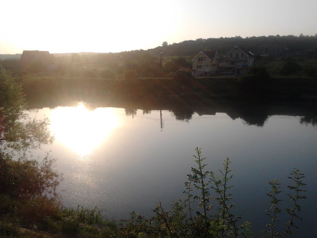 Lac Izvorului by castingmedia.ro