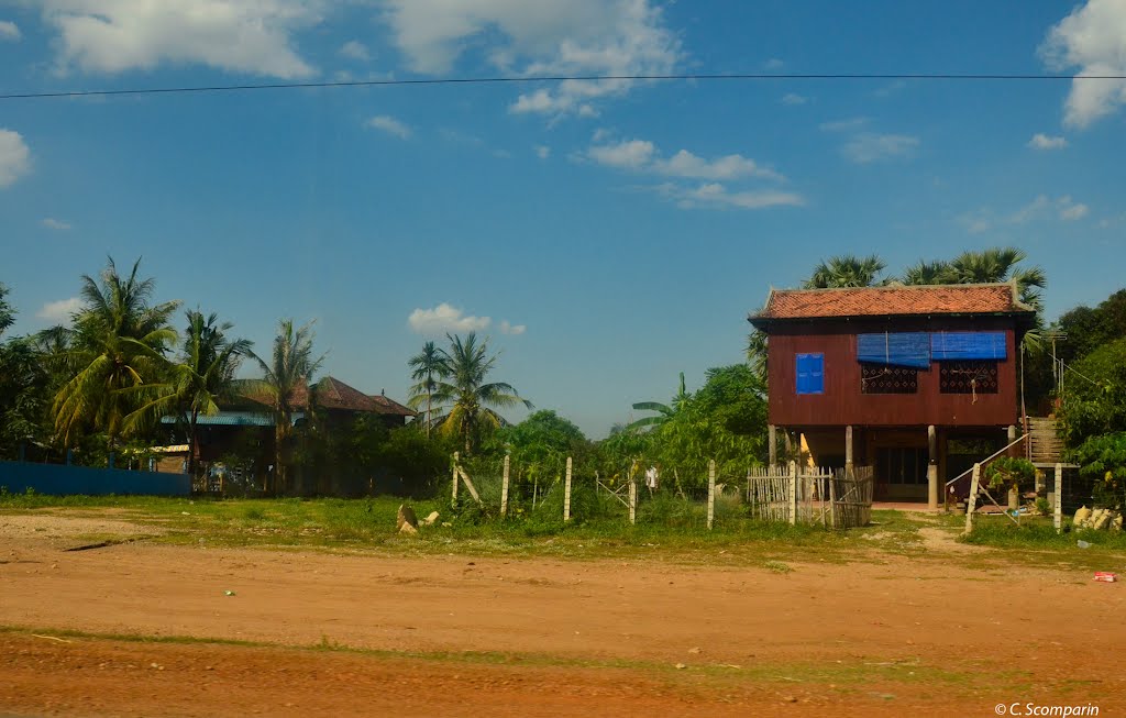 Typical house in Cambodia #sc by Cassio Scomparin