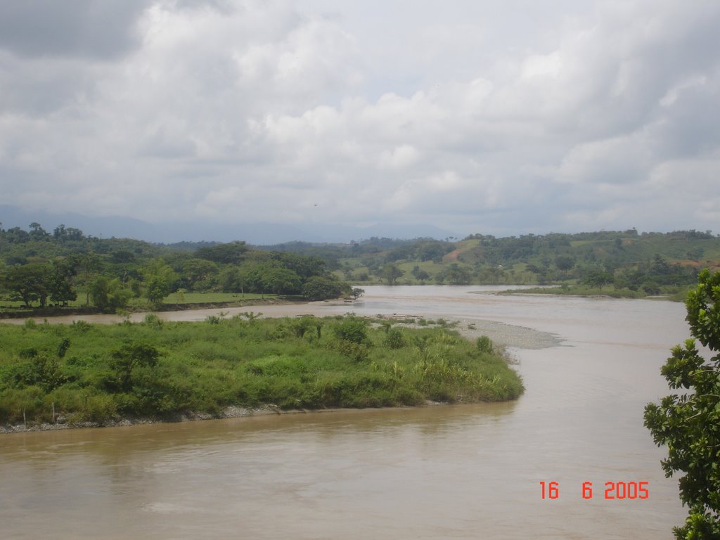 Caucasia, Antioquia, Colombia by fontriego