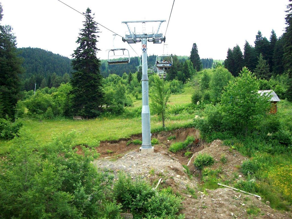 Ropeway in Mestia by Pogromca Gašnič