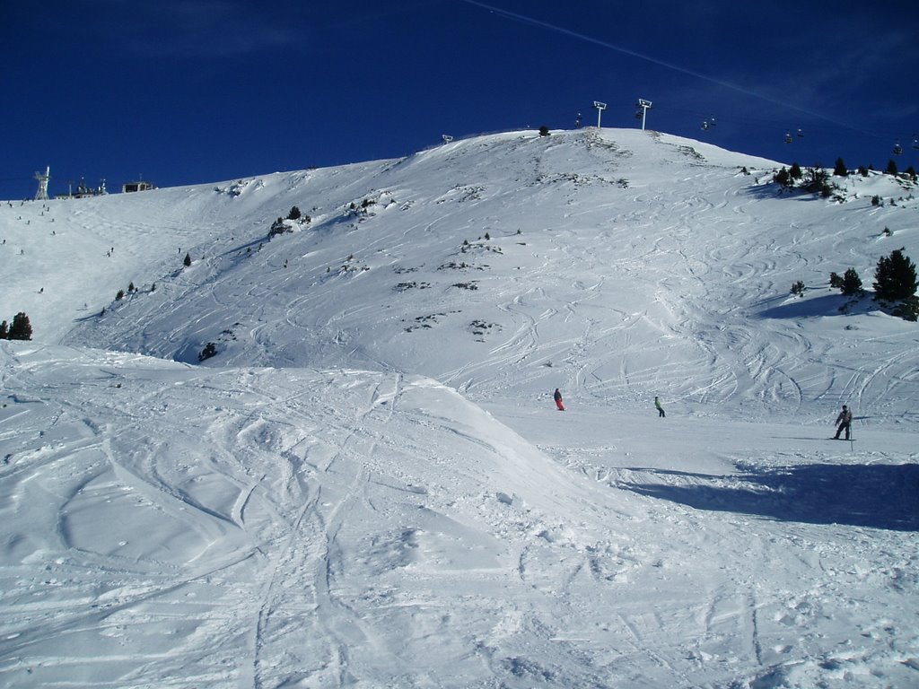 Chamrousse (Isère) by Naru Kenji