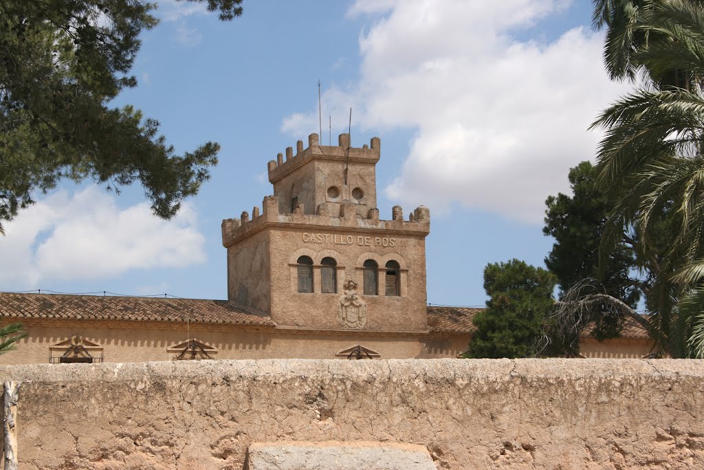 Castillo de Ros by marathoniano