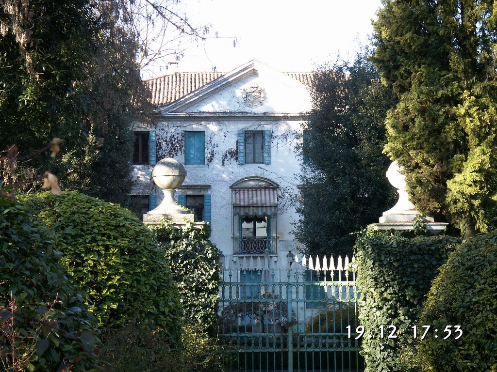 Villa Papadopoli by Sebastiano Furstenberg