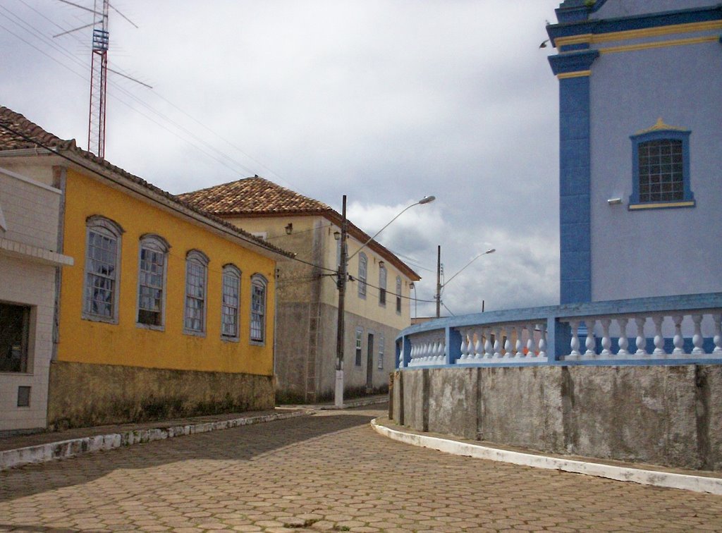 .. entorno da igreja matriz .. by André Saliya - Ritápolis