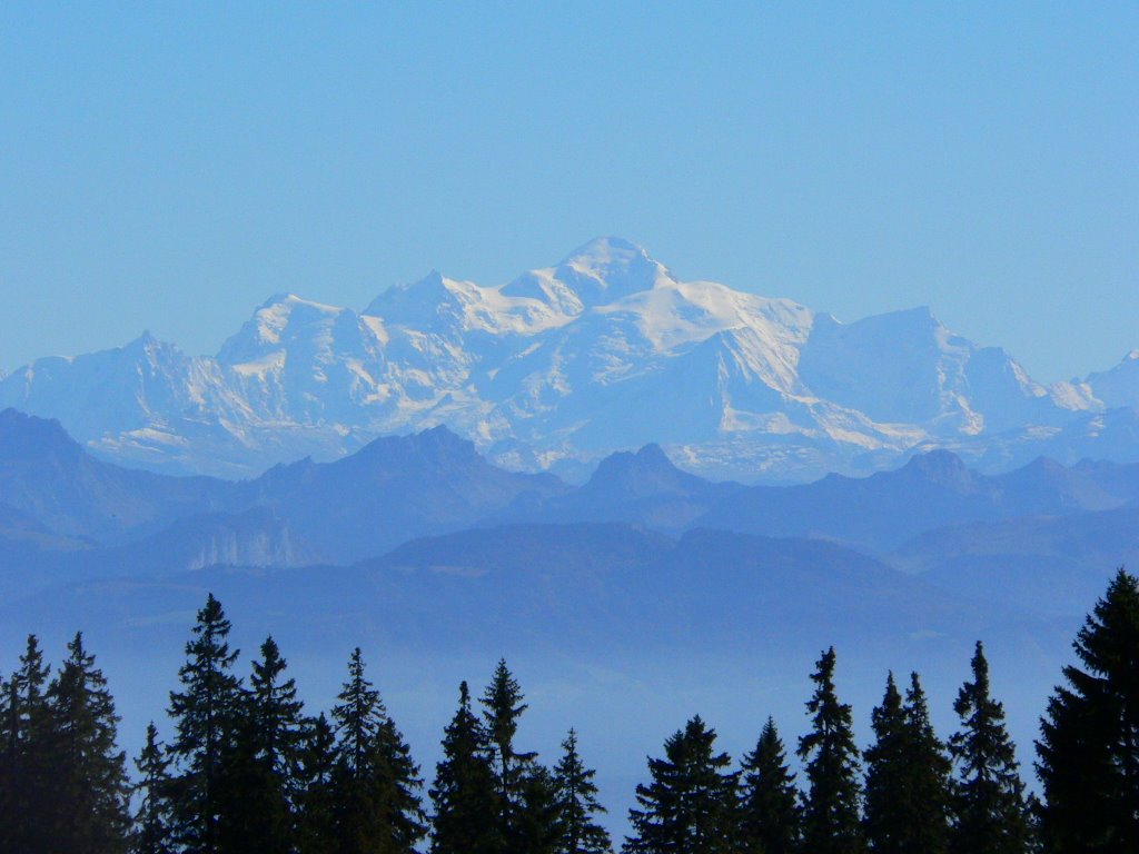 Vue sur les alpes by picoton