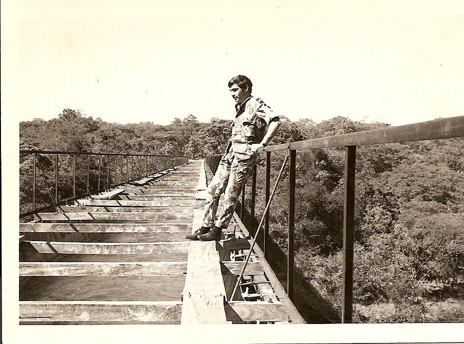 Ponte de Ferro na Castanheira by Maria Beatriz