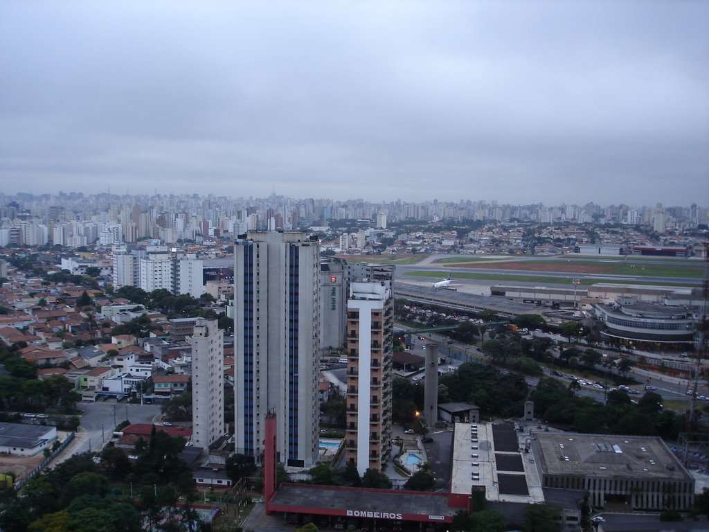 Aeroporto de Congonhas by Márcio Rogério R Sil…