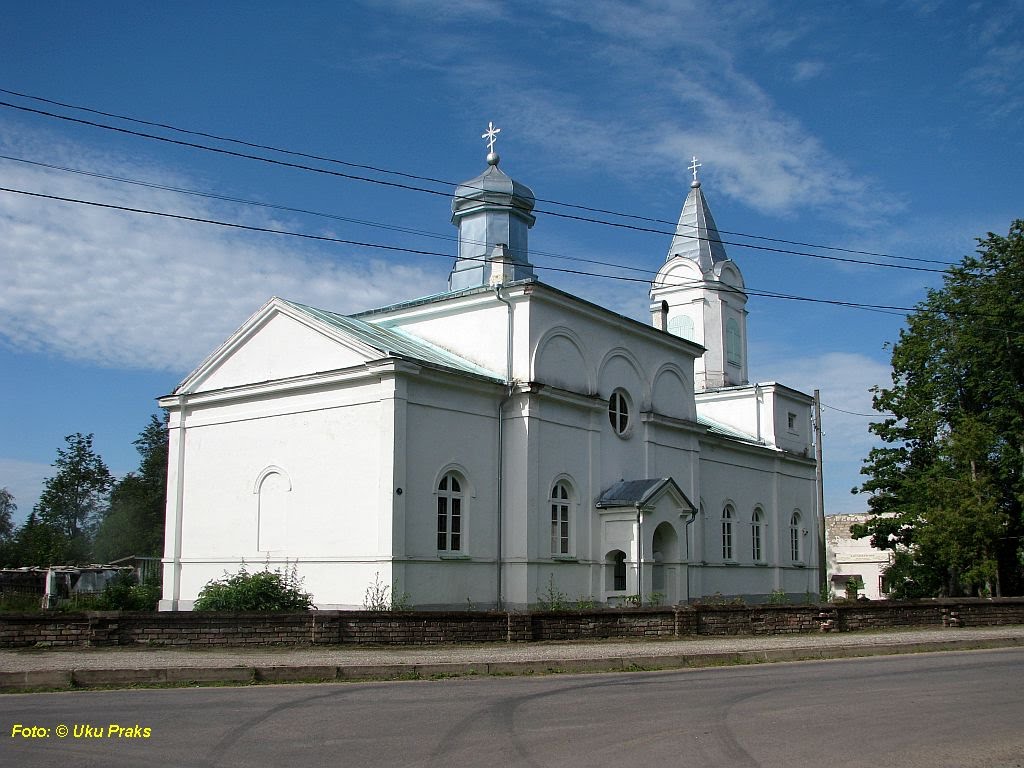 Õigeusu kirik Mustvees (Church in Mustvee) by Uku Praks