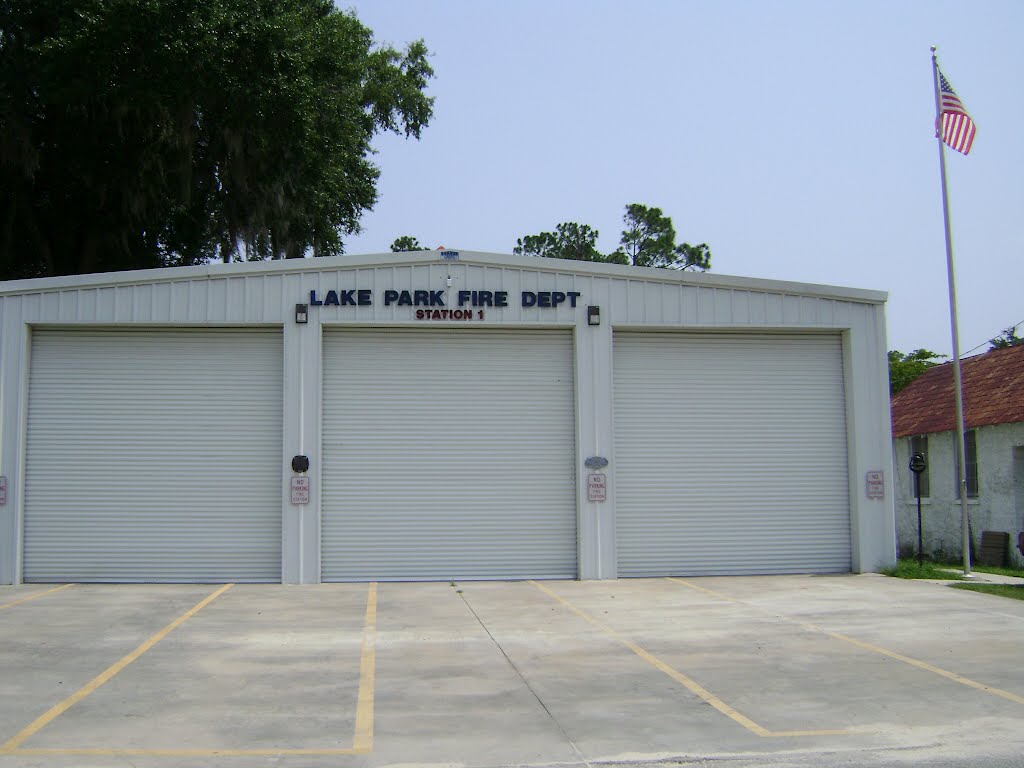 Lake Park Fire Department by mriveraz