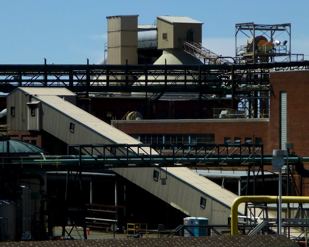 Kimberly-Clark Pulp Plant, Everett, WA (Formerly Scott Paper Co.) by Paul Robison