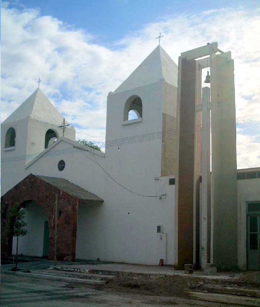 Nueva iglesia de Fiambalá by Hector Vergara Olive…