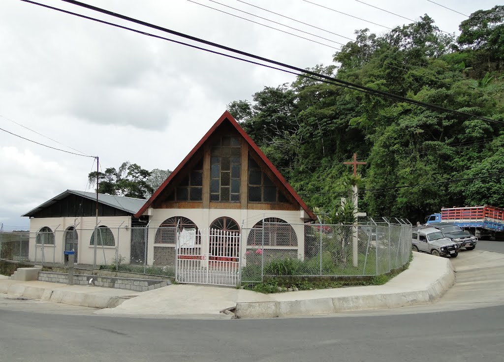 Iglesia de La Virgen de Lourdes by Gino Vivi