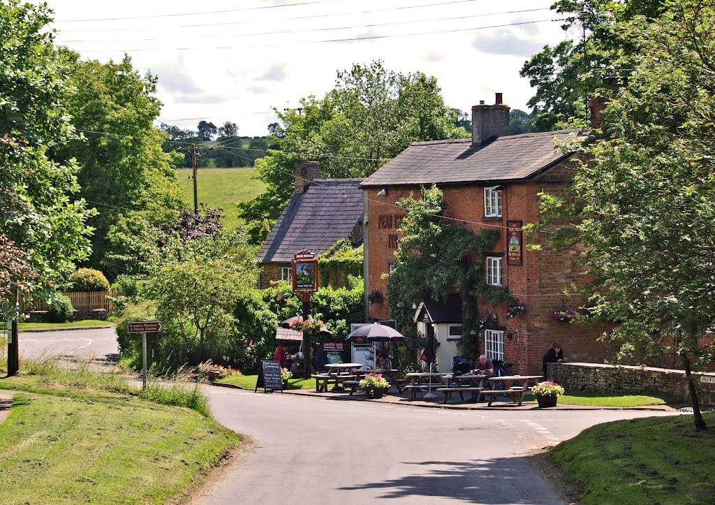 The Pear Tree pub; the 'tap' for the Hook Norton brewery just up the lane on the right. by andrewsbrown