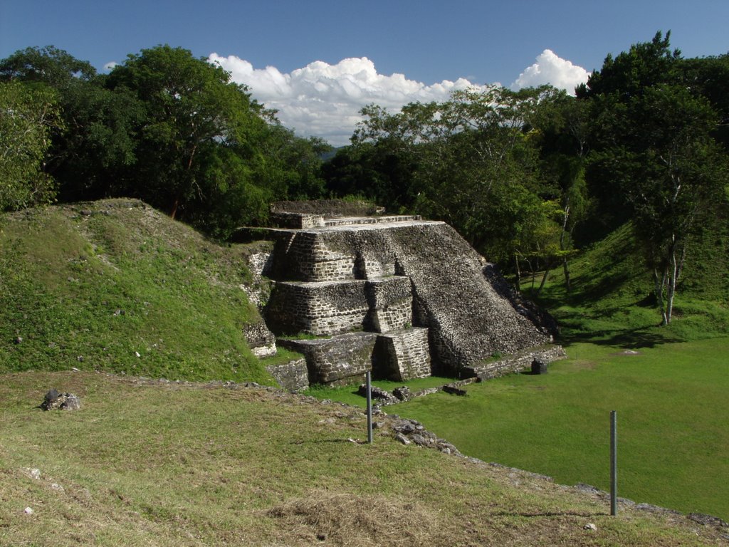 BELIZE: XUNANTUNICH: Temple [Structure A2] by Douglas W. Reynolds, Jr.