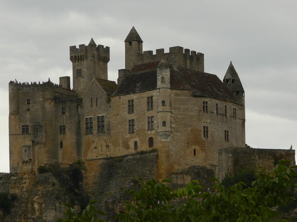 Château de Beynac (Dordogne) by jasonvy7