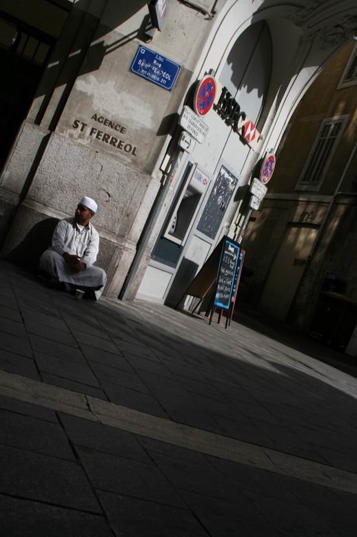 Marseille by Robert Radesic