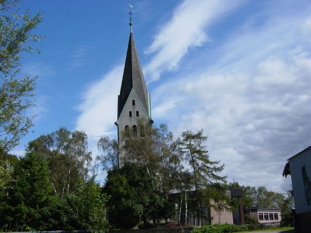 Kath. Kirche Do.-Kurl St. Johannes Baptist by Gerhard Rieß