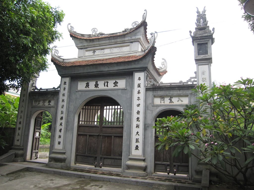 Tam quan chùa Đại An by vanthanhbtv