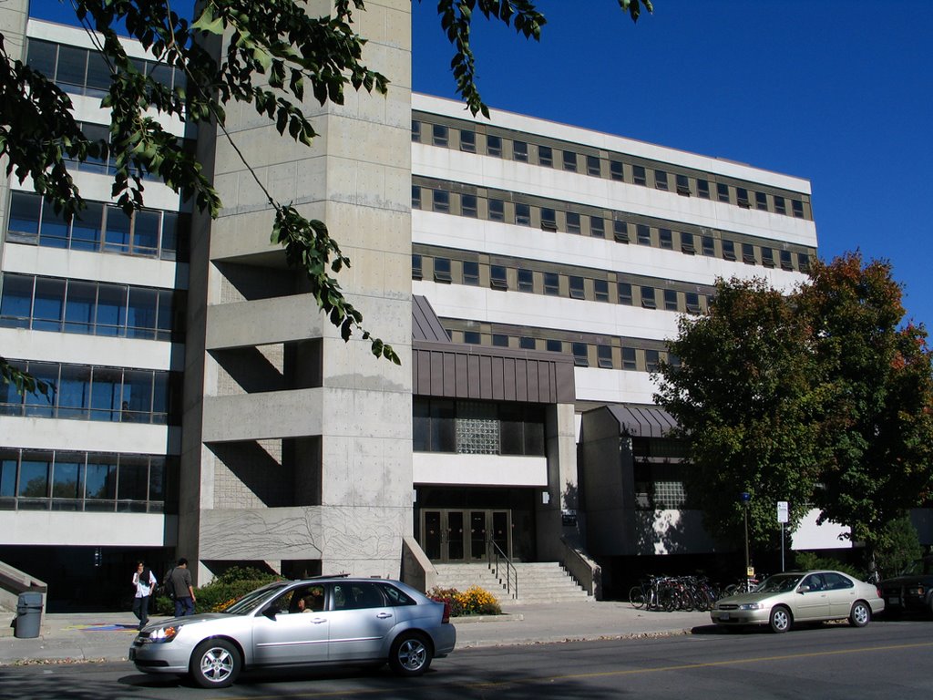 EPEARL Lab, Walter Light Hall, Queen's University, Kingston, Canada by Guo, Wennan