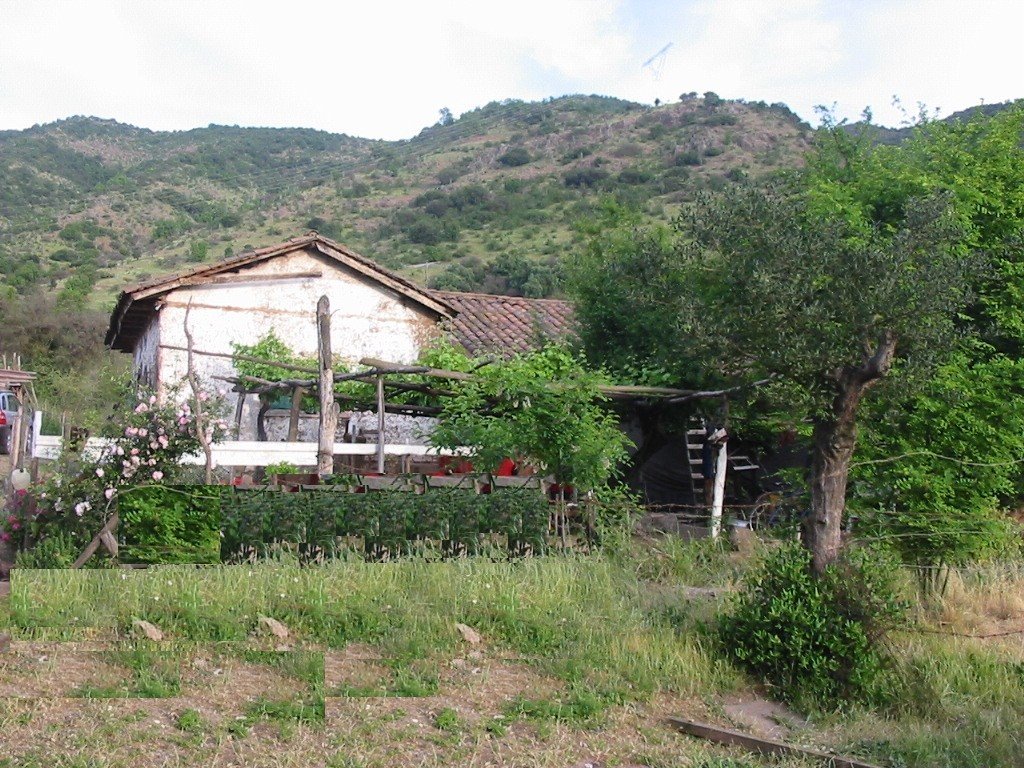 Casa del Cerro by Santos Fernández