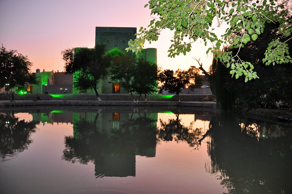 Divan-Begi Khanaka in Bukhara, Uzbekistan. by Nicola e Pina Uzbekistan 2011