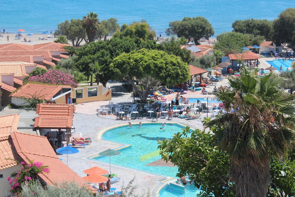 Widok z hotelu Atlantis w Lambi na wyspie Kos by jantyp