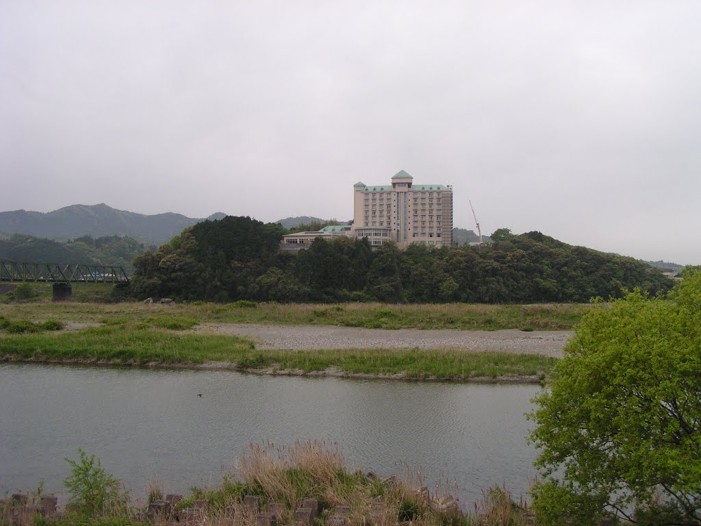 いの町かんぽの宿 by Shotake Takayoshi