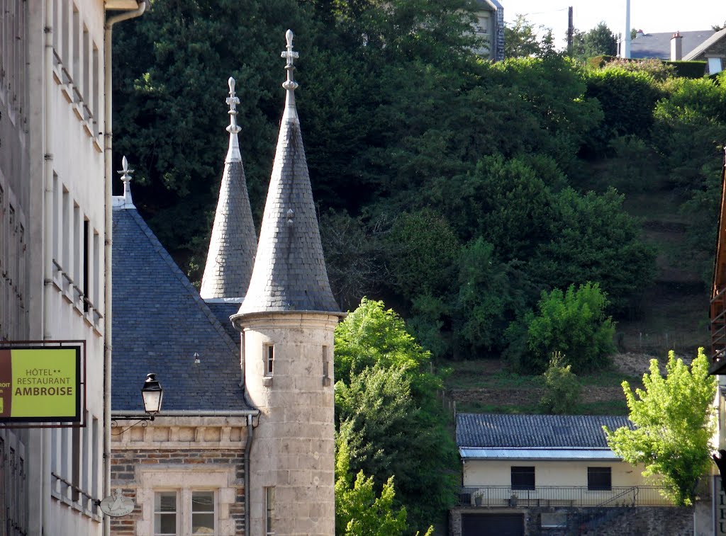 Uzerche, Limousin by Jean-Paul Cerny