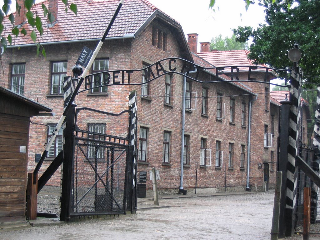 Auschwitz - Oswiecim Polen by Jan de Boon