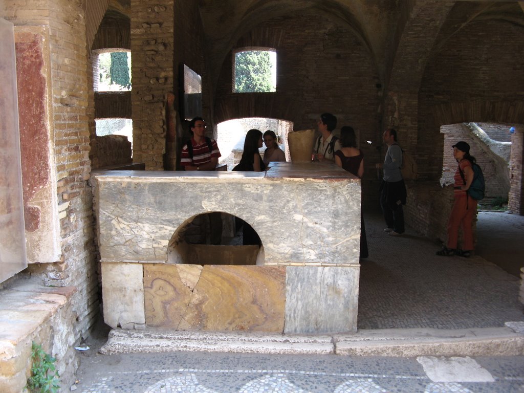 Ostia - Thermopolium by Laurent Guyard