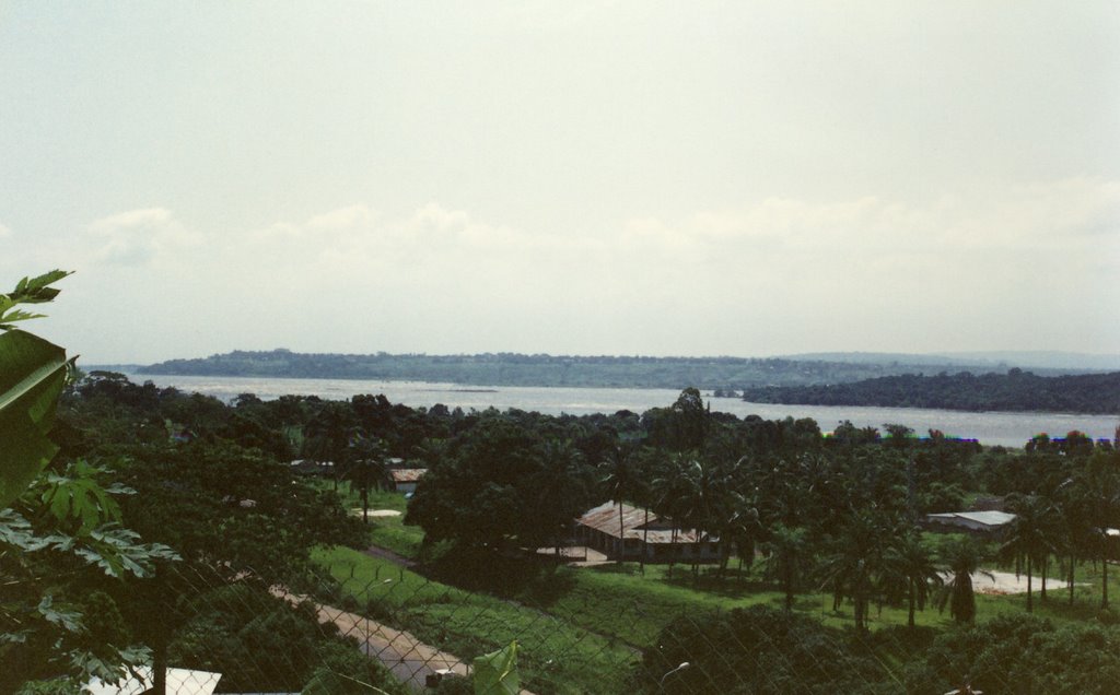 Vue du Djoué by Sybille de B.