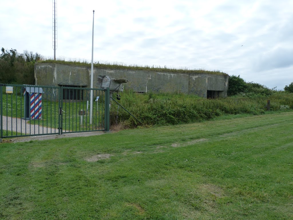 Casemate VI for 2x 5cm gun - Kornwerderzand(NL) by stevenvanValen+hannekeRolloos