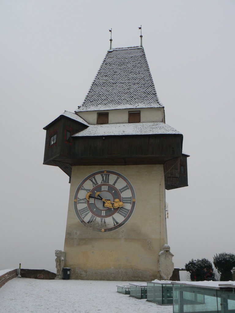 Clock tower by Matteo Agostinelli