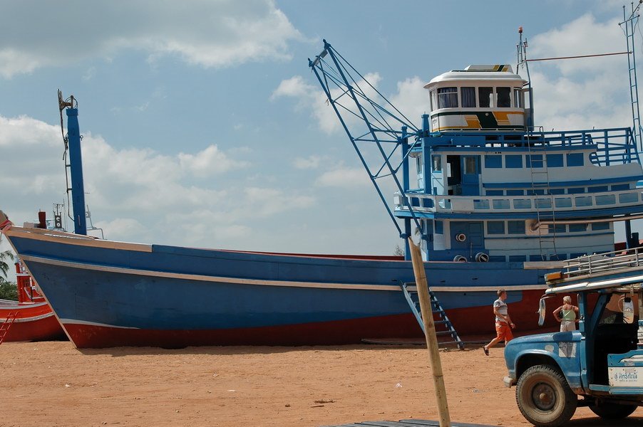 Ban Nam Khem Blue Boat by ppeter