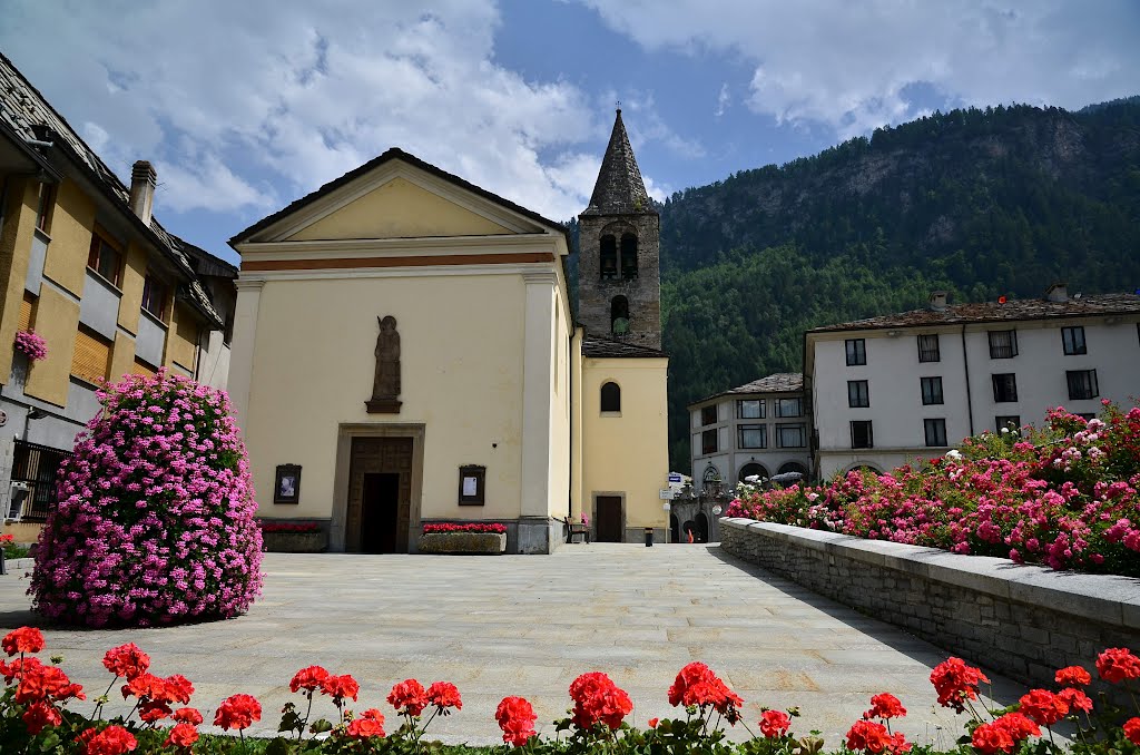 Prè-Saint Didier by Attilio Giacchè