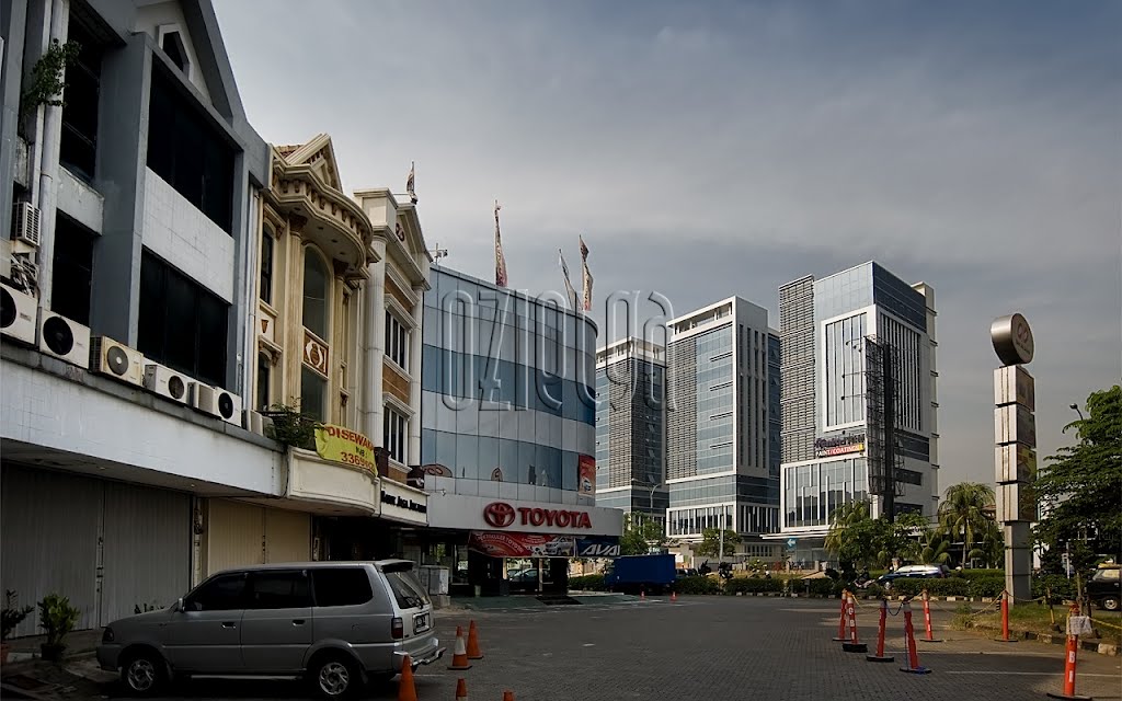 Outside Cititrans Kelapa Gading by Ozie-Soehendy