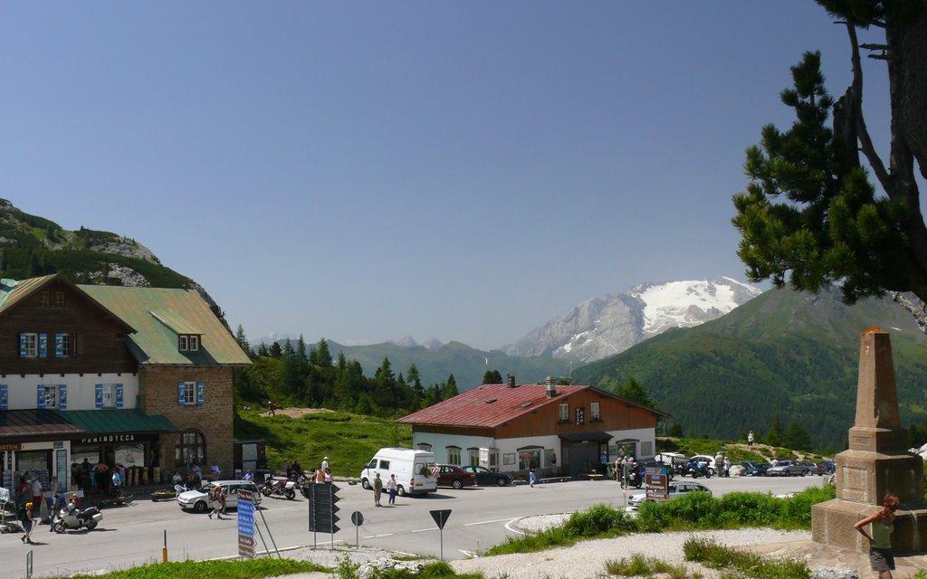 Passo Falzarego 6/2007 by pavel hynek