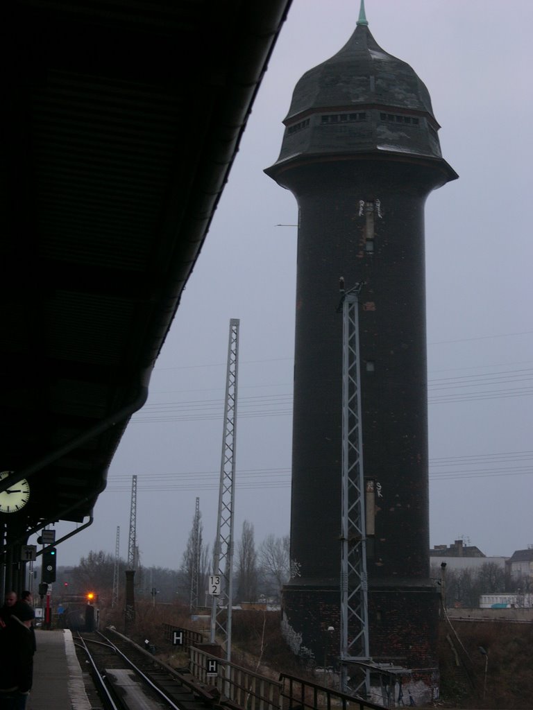 Ostalgie Wasserturm by giovn