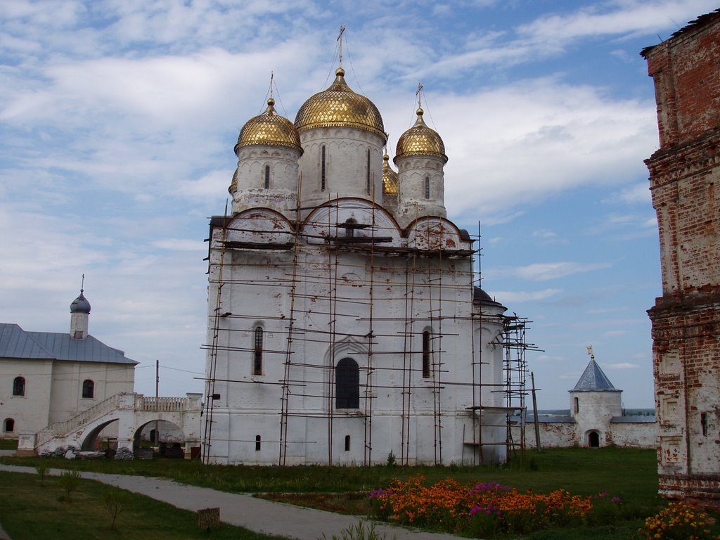 Лужецкий Богородицкий Ферапонтов мужской монастырь by Yuri Sedunov