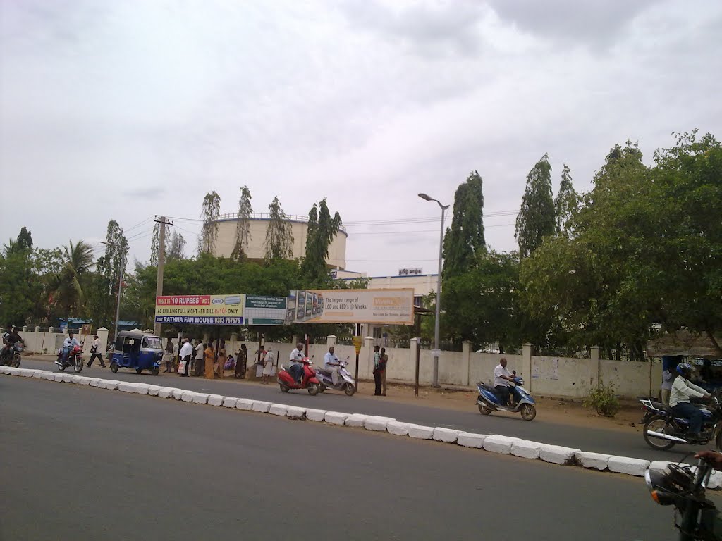 தமிழ் வாழ்க near Water Tank Ambatthoor 2464 by dhanasekarangm