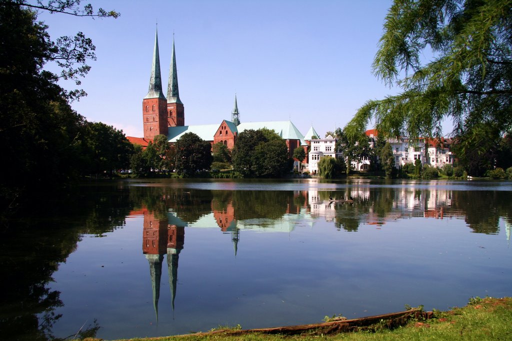 View to the Dom of Lübeck with the Mühlenteich by Telemarco