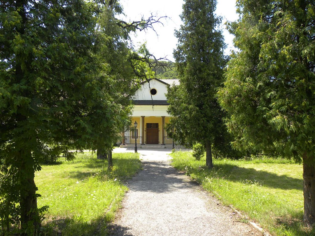 Vlachovo castle by Jozef Zajačko