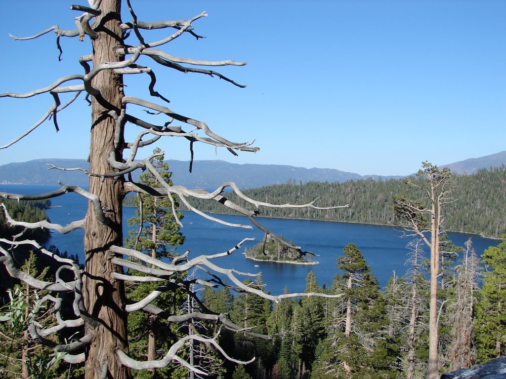 Emerald Bay Lake Tahoe by techtoot