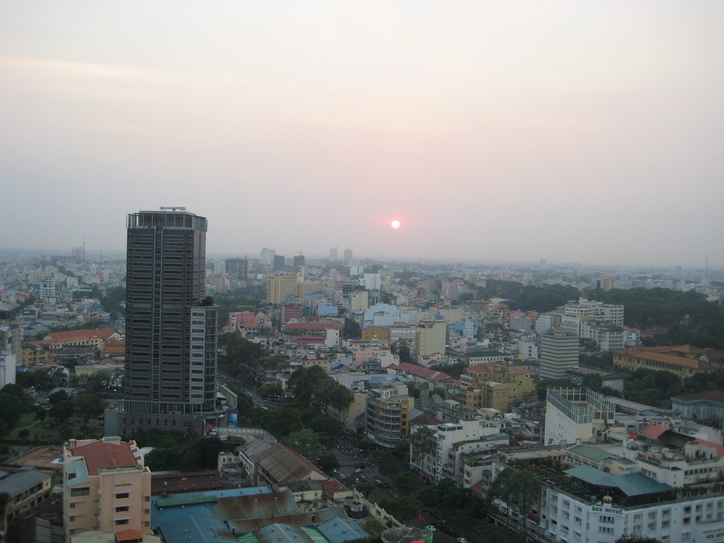 Sunset from Sheraton level 23 bar by bewo85